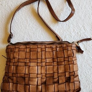 Elegant Tan Woven Leather Crossbody Bag